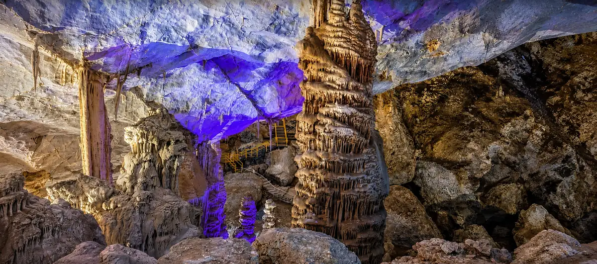 Day 7 · Hot Springs + García Caves